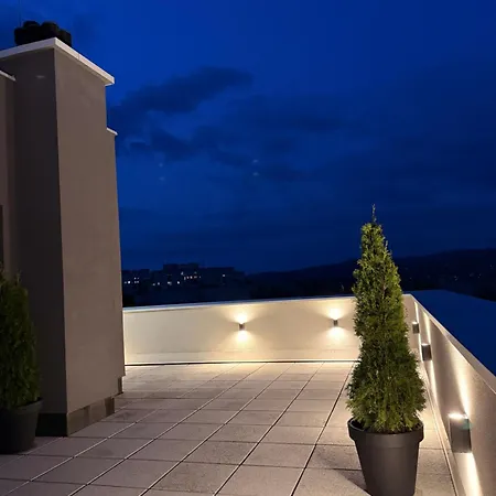 Z Wielkim Tarasem Ul Letnia * Kłodzko