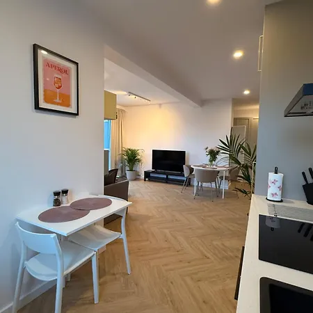 Z Wielkim Tarasem Ul Letnia